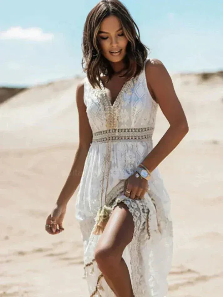 Isla – Embroidered Boho Maxi Dress